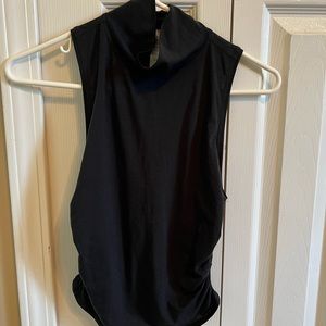 LULULEMON FITTED TANK!
